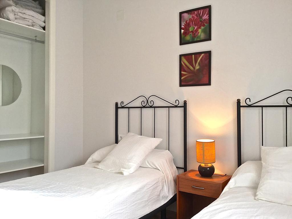 Velez Apartment Vélez de Benaudalla Dış mekan fotoğraf