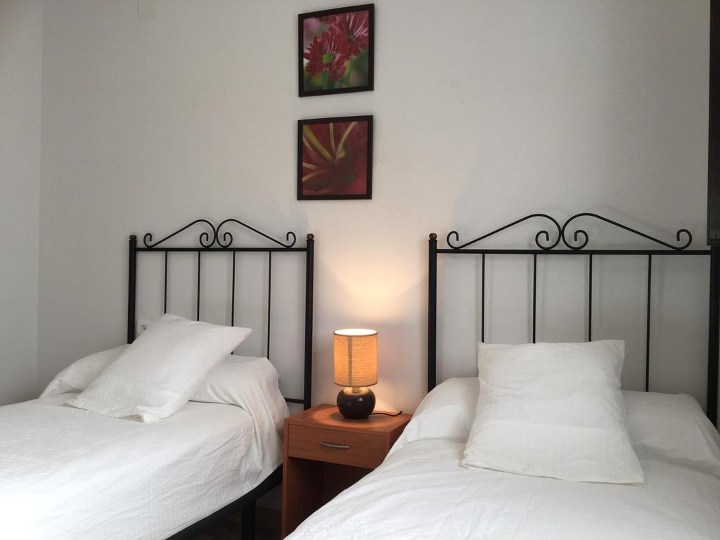 Velez Apartment Vélez de Benaudalla Dış mekan fotoğraf