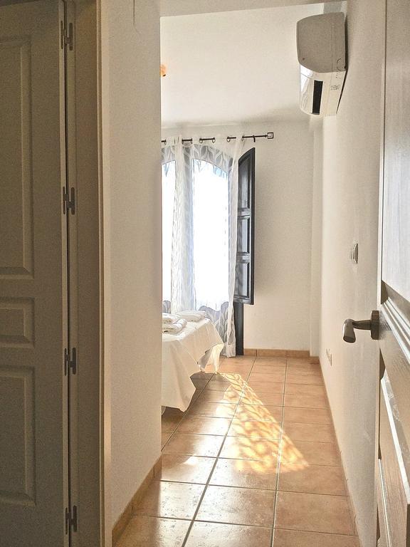 Velez Apartment Vélez de Benaudalla Dış mekan fotoğraf